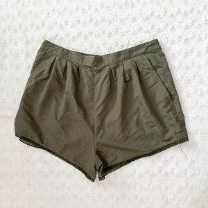 HURLEY- Olive Green Lace Trim Textured Shorts